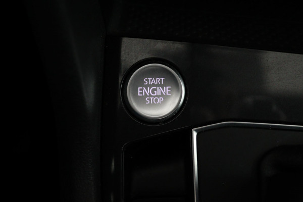 Volkswagen Tiguan Allspace 1.5 TSI R-LINE*AUTOM*PANO*NAVI*HAAK*CAM*CARPLAY