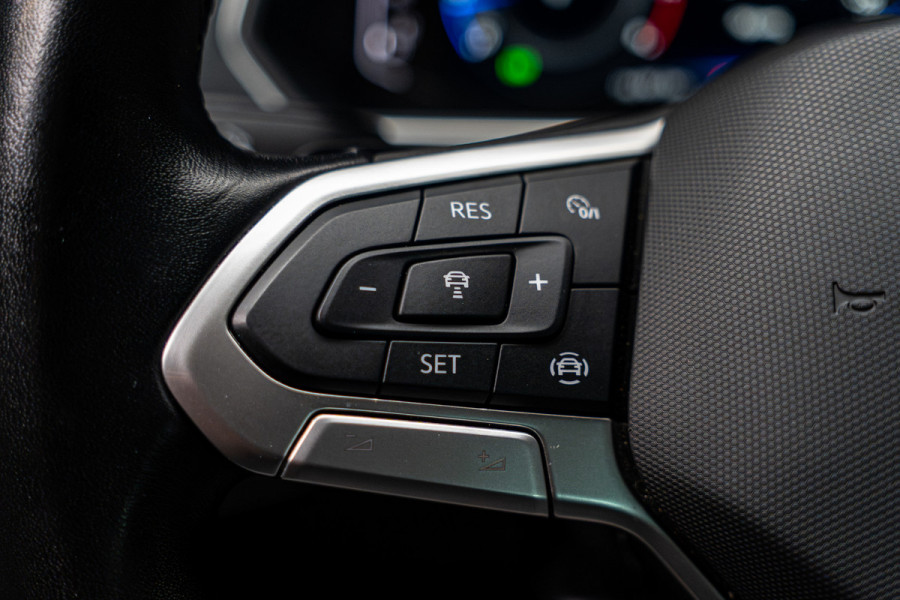 Volkswagen Tiguan 2.0 TSI 4M Alcantara leer Virtual 360 PDC Climate voor & achter Stuurverwarming LM velgen BTW auto