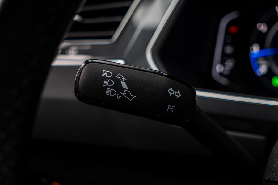 Volkswagen Tiguan 2.0 TSI 4M Alcantara leer Virtual 360 PDC Climate voor & achter Stuurverwarming LM velgen BTW auto