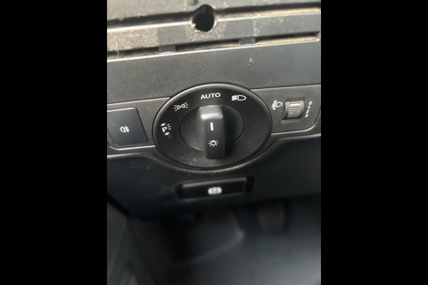 Mercedes-Benz Vito 109 CDI Lang*A/C*CRUISE*HAAK*3PERS.*STELLING*