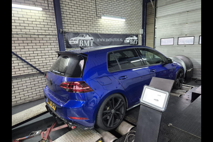 Volkswagen Golf *4Motion R*DYNAUDIO*440PK*AKRA*PANO*MAXTON*ACC*CAM