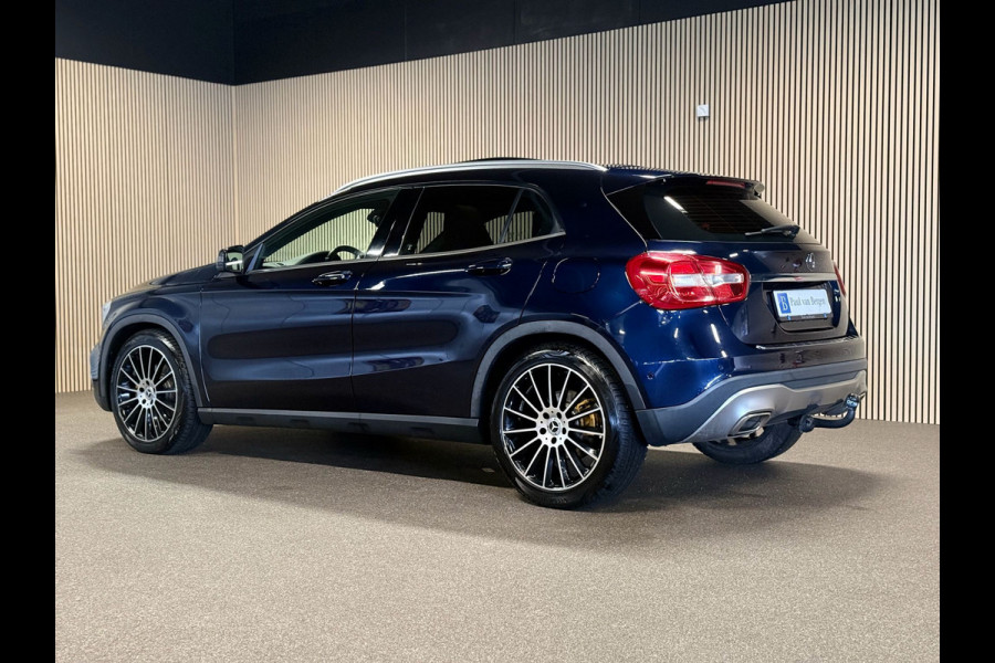 Mercedes-Benz GLA 250 Urban-PANORAMA-MEMORY-360 CAMERA-TREKHAAK-COMPL.
