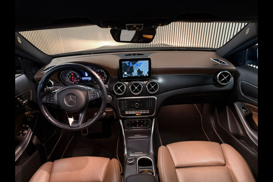 Mercedes-Benz GLA 250 Urban-PANORAMA-MEMORY-360 CAMERA-TREKHAAK-COMPL.