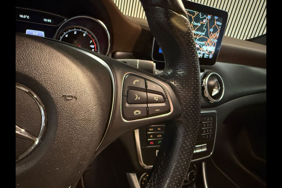 Mercedes-Benz GLA 250 Urban-PANORAMA-MEMORY-360 CAMERA-TREKHAAK-COMPL.