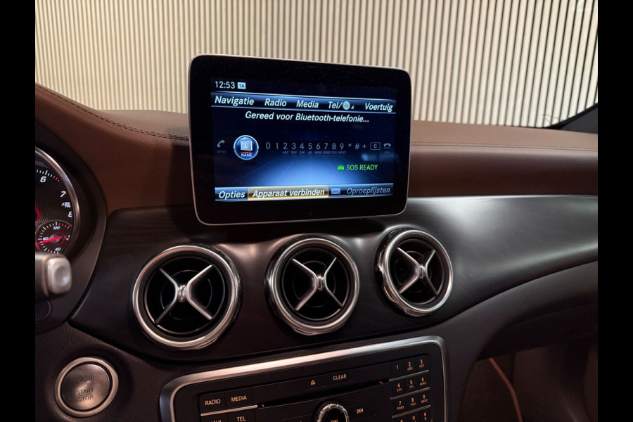 Mercedes-Benz GLA 250 Urban-PANORAMA-MEMORY-360 CAMERA-TREKHAAK-COMPL.