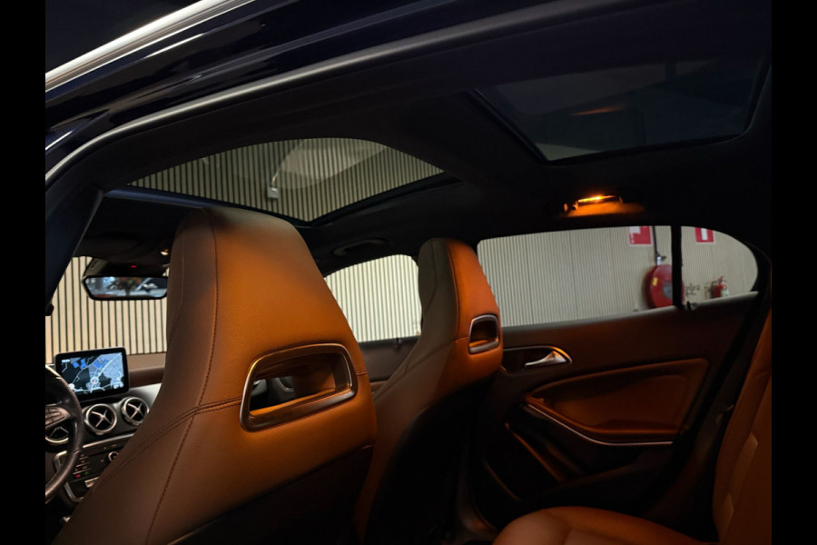 Mercedes-Benz GLA 250 Urban-PANORAMA-MEMORY-360 CAMERA-TREKHAAK-COMPL.