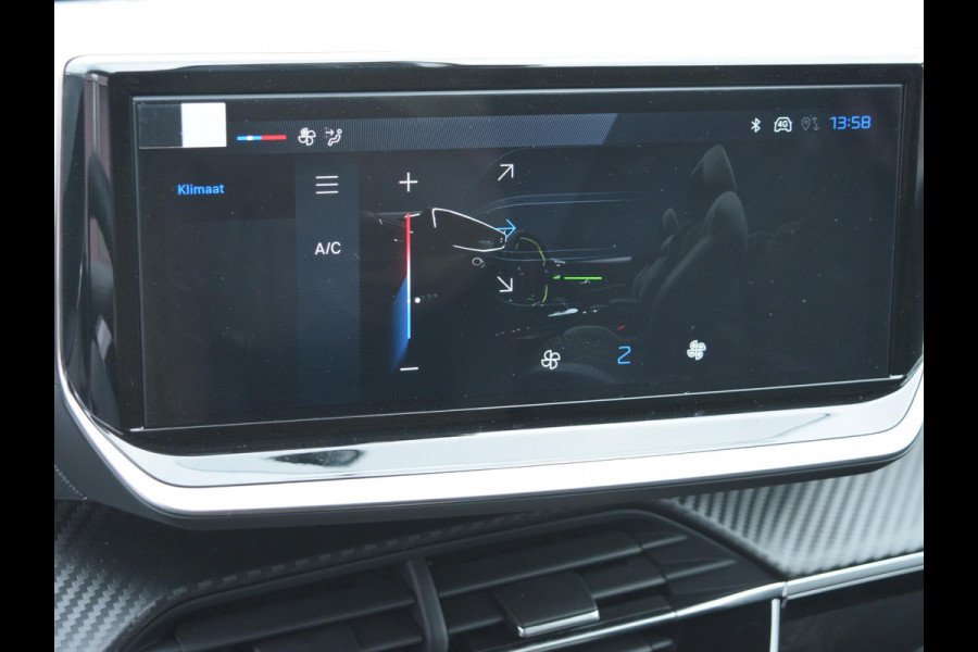 Peugeot 208 1.2 Hybrid 110 e-DCS6 Business PARKEERSENSOREN MET CAMERA | DONKER GETINT GLAS | AIRCO | DEMO