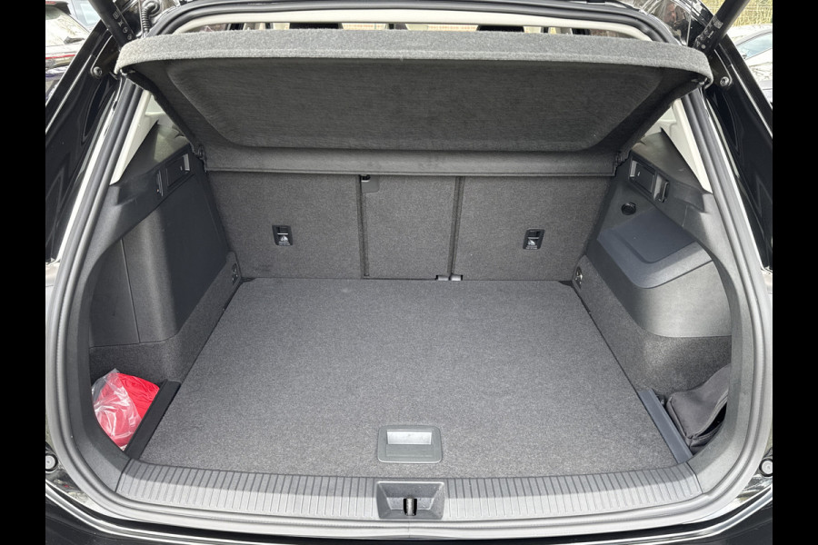 Volkswagen Tiguan 1.5 eHybrid 272PK PHEV ELEGANCE ALCANTARA/NAVI/360°CAMERA/TREKHAAK