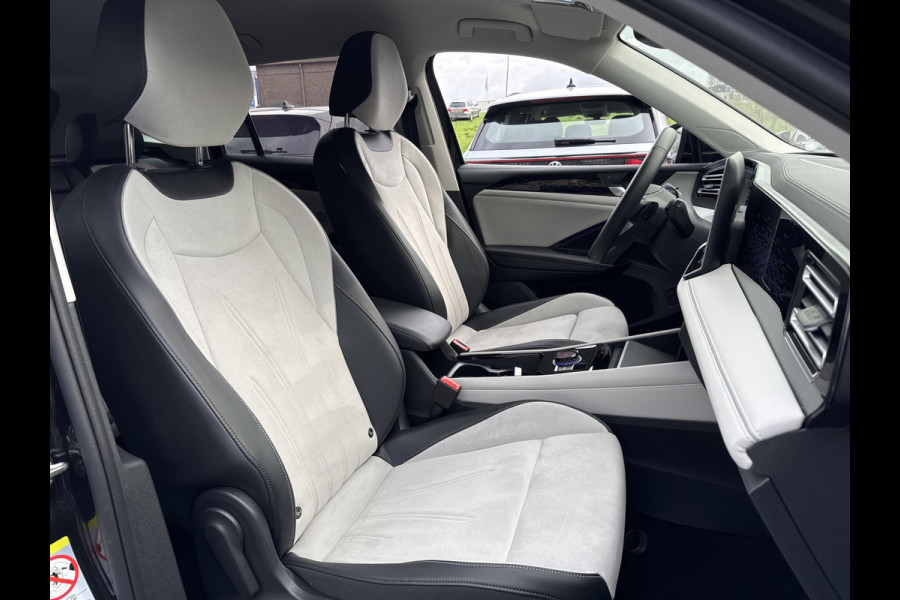 Volkswagen Tiguan 1.5 eHybrid 272PK PHEV ELEGANCE ALCANTARA/NAVI/360°CAMERA/TREKHAAK