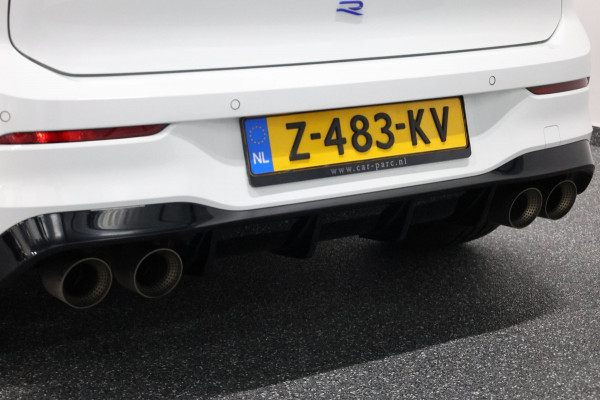 Volkswagen Golf 2.0 TSI R 4Motion 333+PK 20 Years Edition BTW/AKRAPOVIC/IQ/VIRTUAL/PANO/ALCANTARA+S.VERWARMING/ACC/12 MND GARANTIE