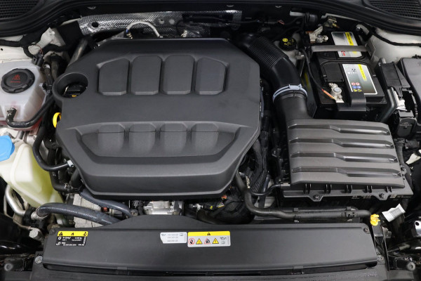 Volkswagen Golf 2.0 TSI R 4Motion 333+PK 20 Years Edition BTW/AKRAPOVIC/IQ/VIRTUAL/PANO/ALCANTARA+S.VERWARMING/ACC/12 MND GARANTIE