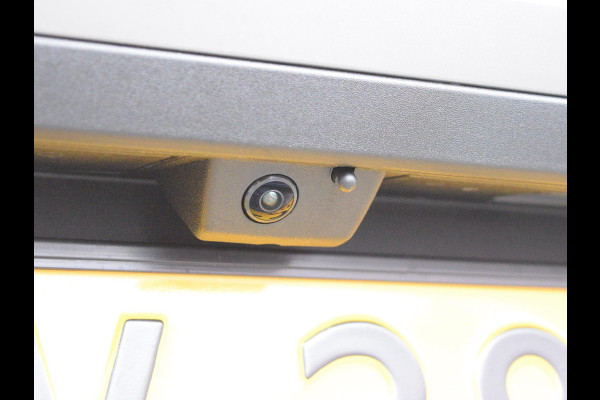 Peugeot 3008 1.6 plug-in Hybrid 195 Allure PARKEERSENSOREN MET CAMERA | CLIMATE CONTROL | CRUISE CONTROL | DEMO