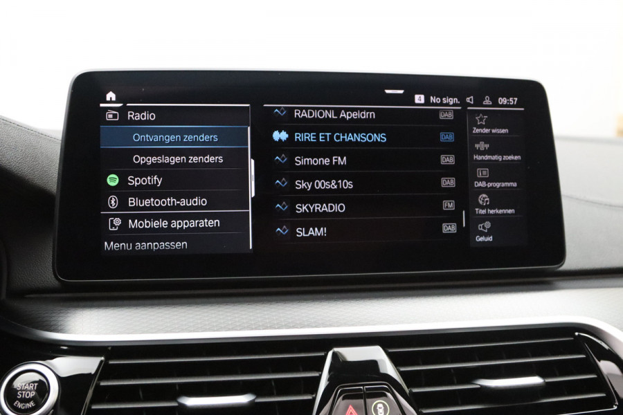 BMW 5 Serie 530e xDrive Business Edition Plus, Kuipstoelen, Schuifdak, Harman/Kardon Sound