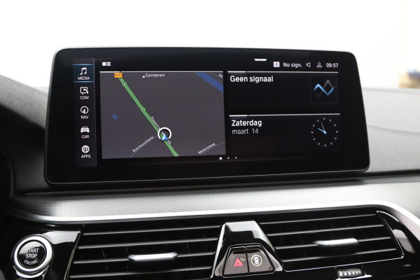 BMW 5 Serie 530e xDrive Business Edition Plus, Kuipstoelen, Schuifdak, Harman/Kardon Sound