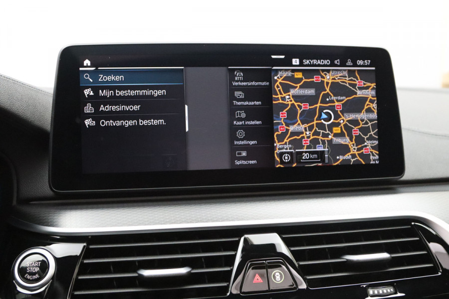 BMW 5 Serie 530e xDrive Business Edition Plus, Kuipstoelen, Schuifdak, Harman/Kardon Sound