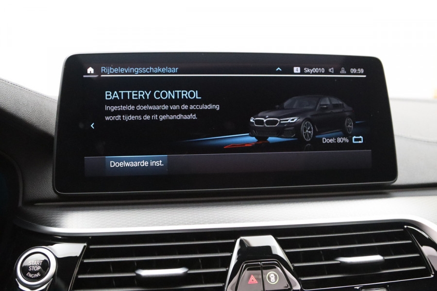 BMW 5 Serie 530e xDrive Business Edition Plus, Kuipstoelen, Schuifdak, Harman/Kardon Sound