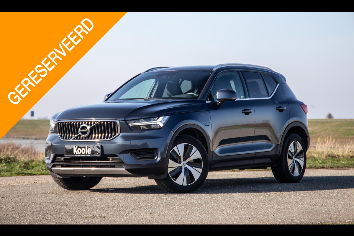Volvo XC40 1.5 T4 Recharge Inscription CARPLAY / CRUISE CONTROLE / DEALER ONDERHOUDEN / CAMERA
