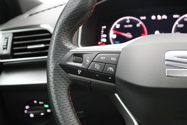 Seat Tarraco 1.4 TSI e-Hybrid 245 PK PHEV FR, Panoramadak, Trekhaak, Memory, Keyless