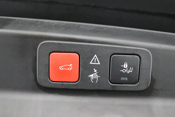 Peugeot 5008 1.2 FACELIFT*NAVI*CAM*HAAK*ECC*CARPLAY*7PERS