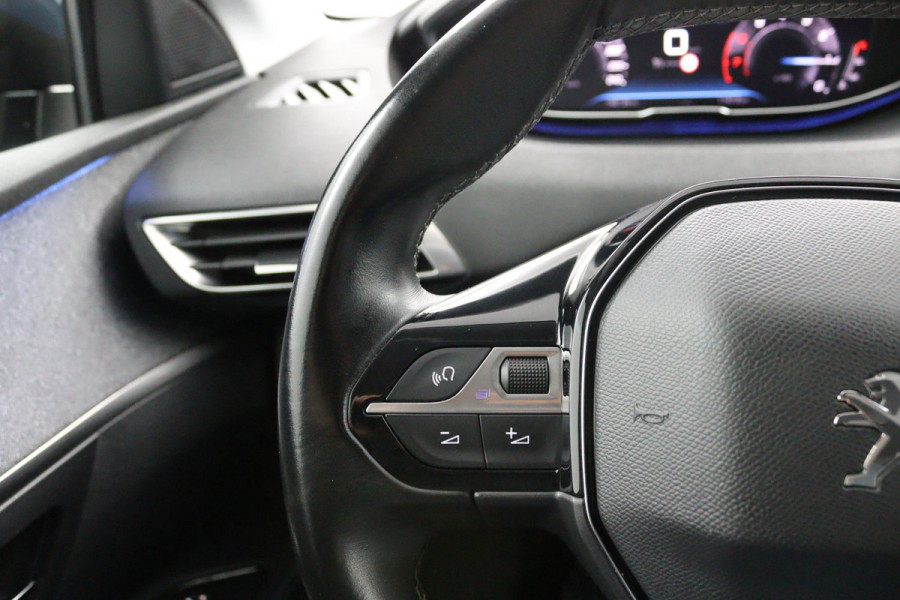 Peugeot 5008 1.2 FACELIFT*NAVI*CAM*HAAK*ECC*CARPLAY*7PERS