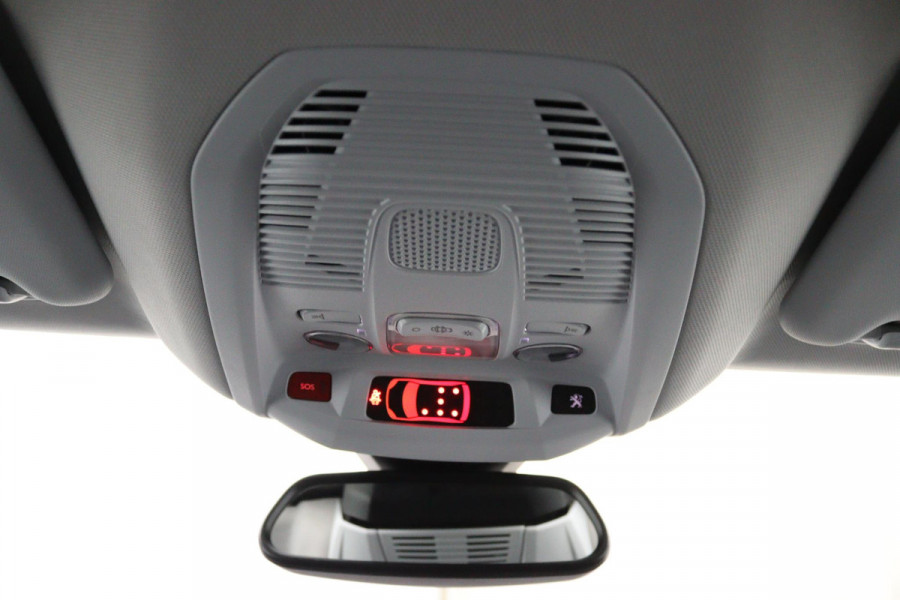 Peugeot 5008 1.2 FACELIFT*NAVI*CAM*HAAK*ECC*CARPLAY*7PERS