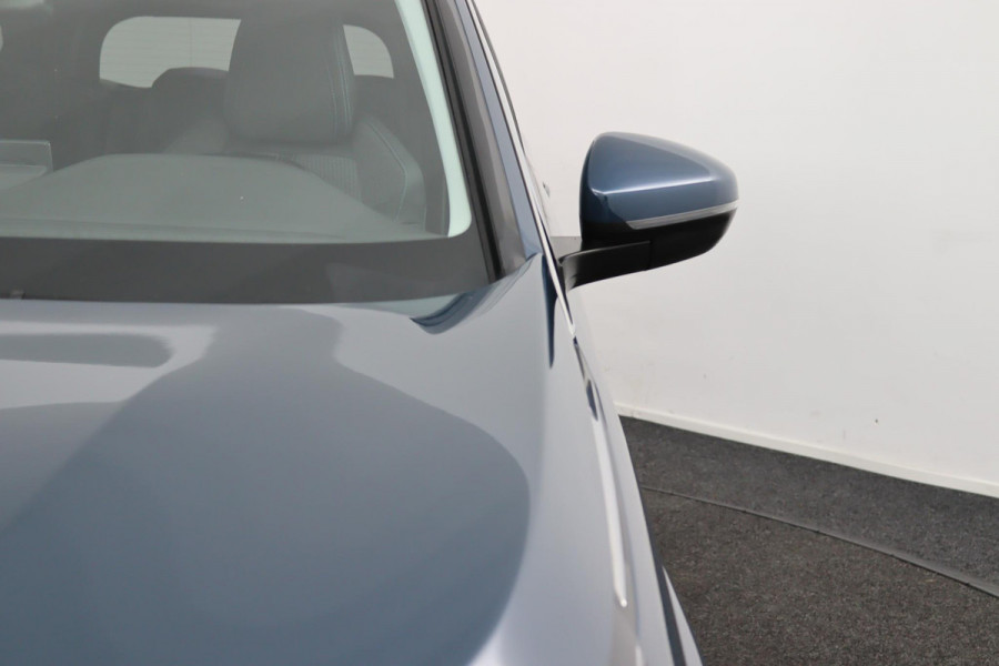 Peugeot 5008 1.2 FACELIFT*NAVI*CAM*HAAK*ECC*CARPLAY*7PERS