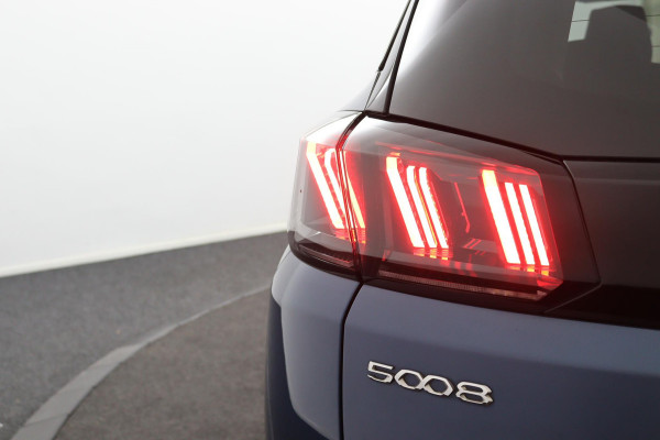 Peugeot 5008 1.2 FACELIFT*NAVI*CAM*HAAK*ECC*CARPLAY*7PERS