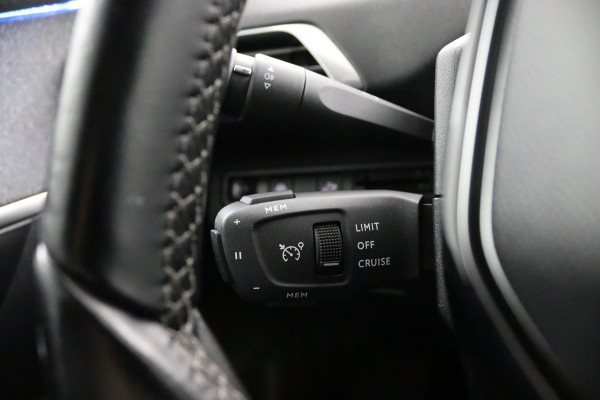 Peugeot 5008 1.2 FACELIFT*NAVI*CAM*HAAK*ECC*CARPLAY*7PERS
