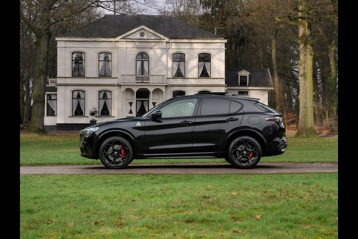 Alfa Romeo Stelvio 2.9 V6 AWD Quadrifoglio | Pano-dak | Harman/Kardon | Driver Assistance Pack 2