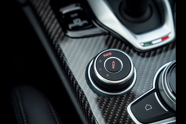 Alfa Romeo Stelvio 2.9 V6 AWD Quadrifoglio | Pano-dak | Harman/Kardon | Driver Assistance Pack 2