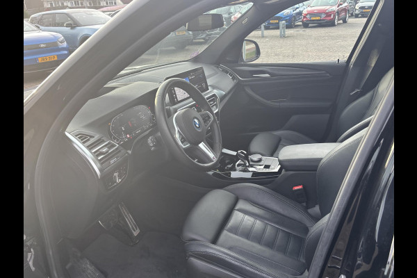 BMW X3 xDrive30e M Sport |SCI | Bellen voor bezichtiging  | Plug-in Hybride | incl. BMW Service Inclusive (5 jaar/100.000 km) | M pakket | Harman Kardon | Sportstoelen | Elektrische stoelen met geheugenfunctie | 360 graden camera | Stoelverwarming | Keyless | Elektrische achterklep | Adaptive Led | High-beam Headlights Control | Head Up Display | Adaptief demping systeem