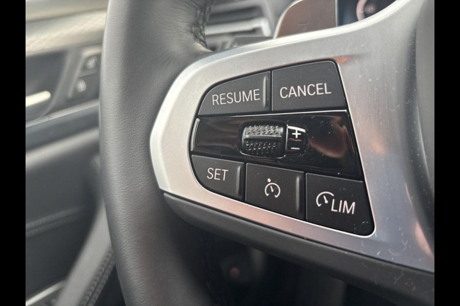 BMW X3 xDrive30e M Sport |SCI | Bellen voor bezichtiging  | Plug-in Hybride | incl. BMW Service Inclusive (5 jaar/100.000 km) | M pakket | Harman Kardon | Sportstoelen | Elektrische stoelen met geheugenfunctie | 360 graden camera | Stoelverwarming | Keyless | Elektrische achterklep | Adaptive Led | High-beam Headlights Control | Head Up Display | Adaptief demping systeem