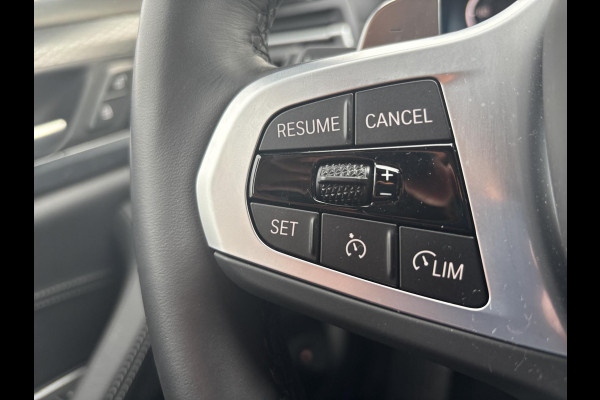 BMW X3 xDrive30e M Sport |SCI | Bellen voor bezichtiging  | Plug-in Hybride | incl. BMW Service Inclusive (5 jaar/100.000 km) | M pakket | Harman Kardon | Sportstoelen | Elektrische stoelen met geheugenfunctie | 360 graden camera | Stoelverwarming | Keyless | Elektrische achterklep | Adaptive Led | High-beam Headlights Control | Head Up Display | Adaptief demping systeem