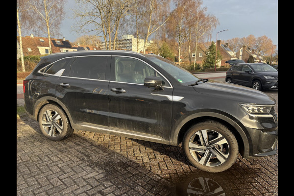 Kia Sorento 1.6 T-GDI Plug-in Hybrid 4WD ExecutiveLine 5p. | Panoramadak | Vol leder | Bose audio | Geuheugenstoelen | Dealer onderhouden