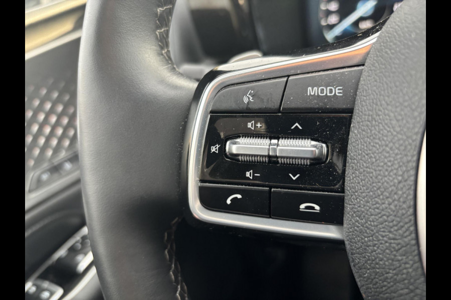 Kia Sorento 1.6 T-GDI Plug-in Hybrid 4WD ExecutiveLine 5p. | Panoramadak | Vol leder | Bose audio | Geuheugenstoelen | Dealer onderhouden