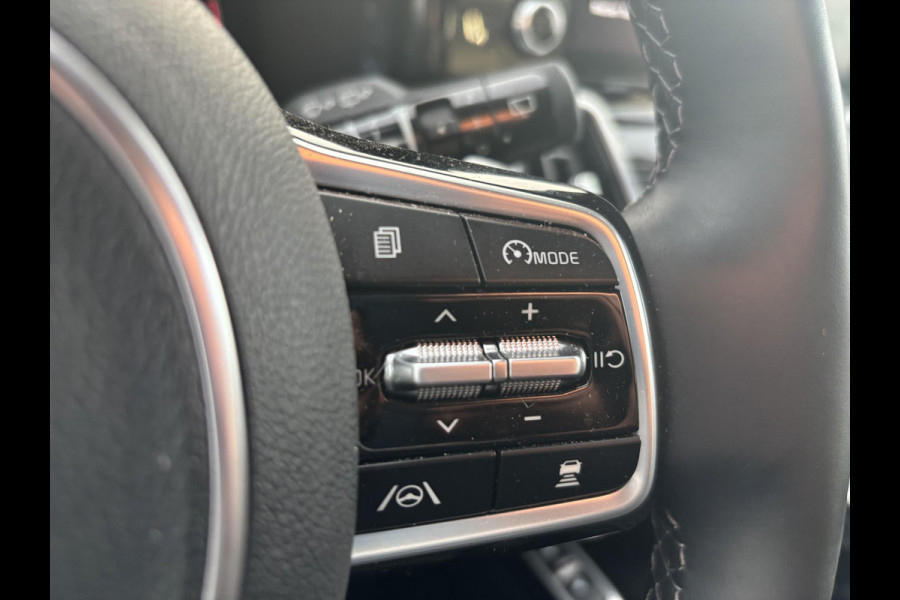 Kia Sorento 1.6 T-GDI Plug-in Hybrid 4WD ExecutiveLine 5p. | Panoramadak | Vol leder | Bose audio | Geuheugenstoelen | Dealer onderhouden