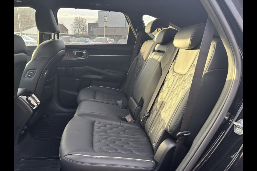 Kia Sorento 1.6 T-GDI Plug-in Hybrid 4WD ExecutiveLine 5p. | Panoramadak | Vol leder | Bose audio | Geuheugenstoelen | Dealer onderhouden