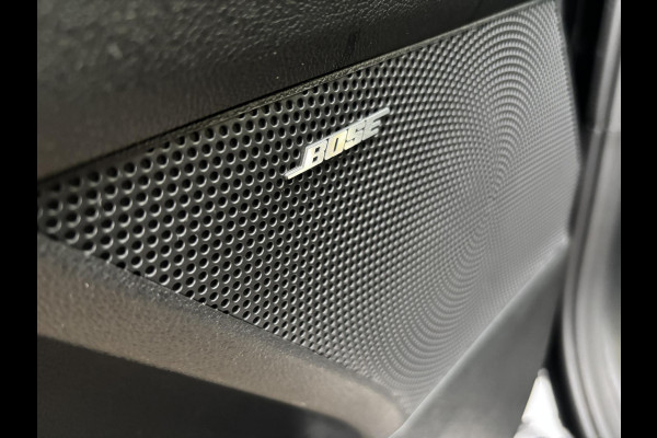 Kia Sorento 1.6 T-GDI Plug-in Hybrid 4WD ExecutiveLine 5p. | Panoramadak | Vol leder | Bose audio | Geuheugenstoelen | Dealer onderhouden