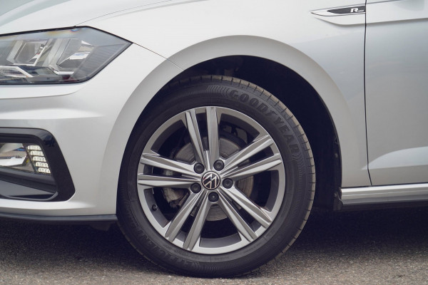 Volkswagen Polo 1.0 TSI R-Line Edition / 38dkm NAP / Facelift / Navi / Adaptieve Cruise / Automaat / NL-Auto