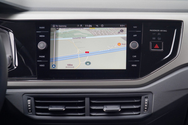 Volkswagen Polo 1.0 TSI R-Line Edition / 38dkm NAP / Facelift / Navi / Adaptieve Cruise / Automaat / NL-Auto