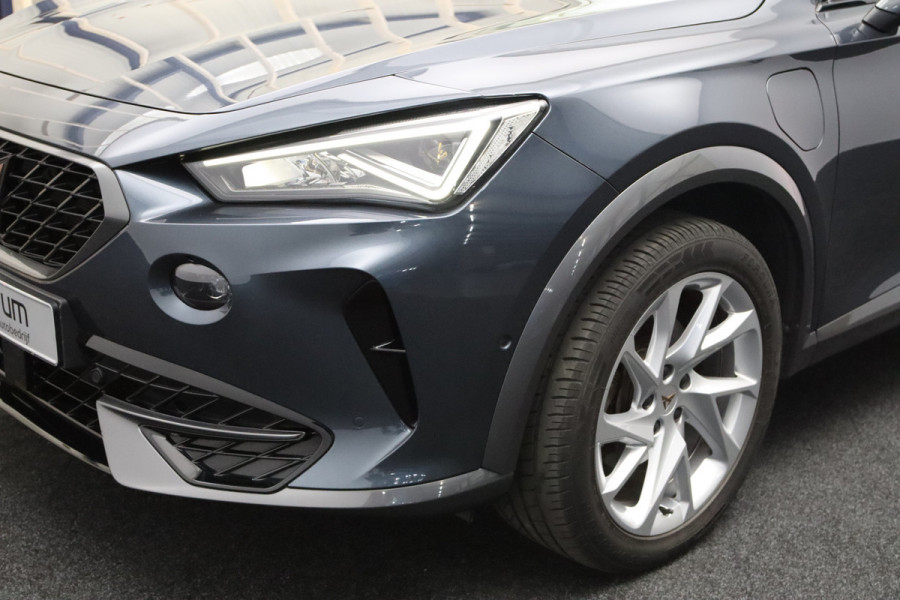 CUPRA Formentor 1.4 TSI e-Hybrid 204 PK Essential PHEV, Winterpakket, Adap. Cruise Control, Carplay