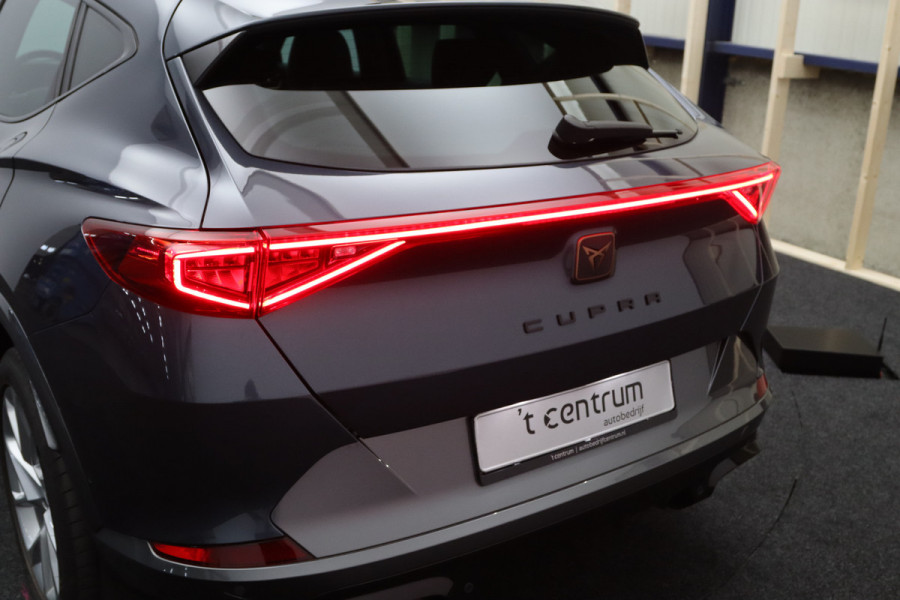 CUPRA Formentor 1.4 TSI e-Hybrid 204 PK Essential PHEV, Winterpakket, Adap. Cruise Control, Carplay
