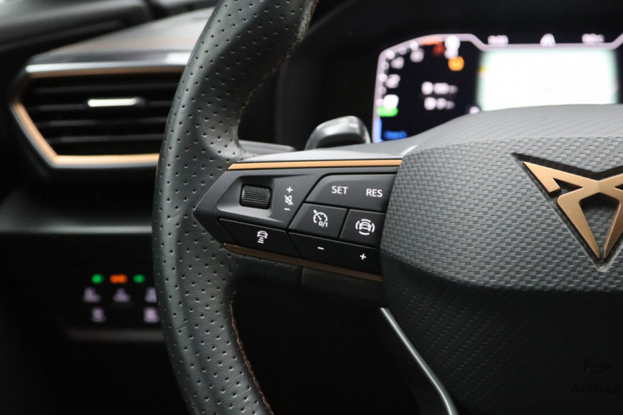 CUPRA Formentor 1.4 TSI e-Hybrid 204 PK Essential PHEV, Winterpakket, Adap. Cruise Control, Carplay