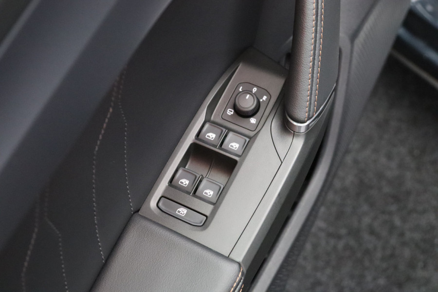 CUPRA Formentor 1.4 TSI e-Hybrid 204 PK Essential PHEV, Winterpakket, Adap. Cruise Control, Carplay