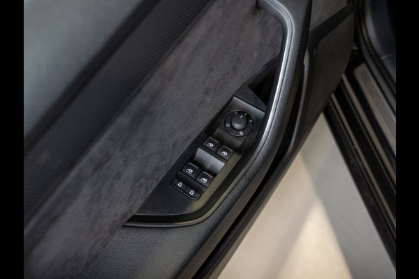 Škoda Superb Combi 1.5 TSI ACT Sportline Business / 150pk / Stoelverwarming / Elektrische stoelverstelling met geheugen /