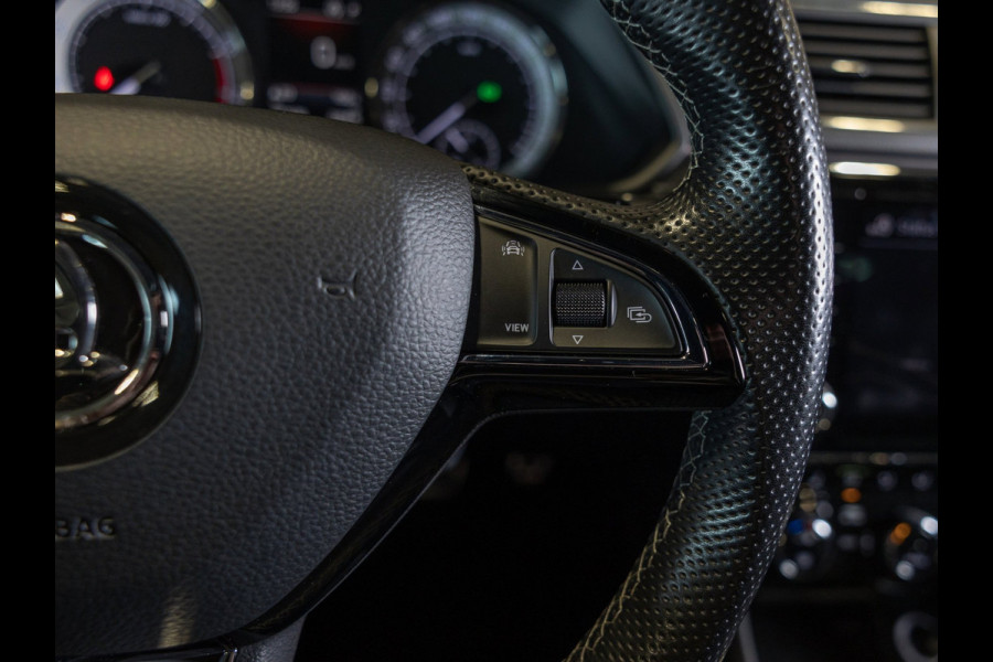 Škoda Superb Combi 1.5 TSI ACT Sportline Business / 150pk / Stoelverwarming / Elektrische stoelverstelling met geheugen /