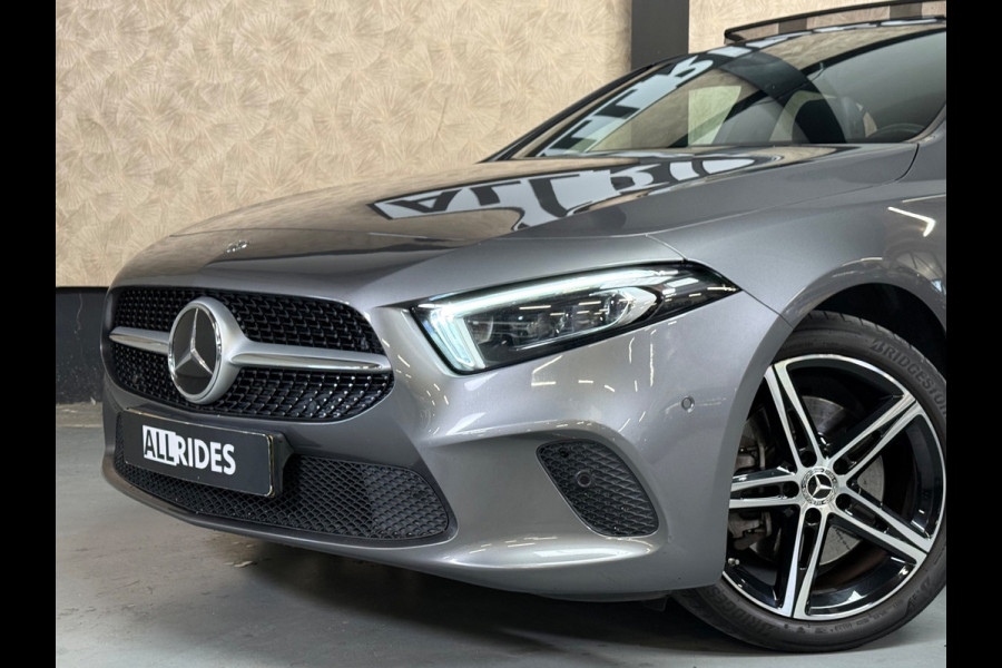 Mercedes-Benz A-Klasse 250 e Premium Plus | Pano | Sfeerverlichting | Memory | Camera | Carplay | Stoelverwarming |
