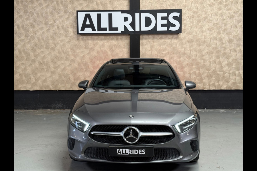 Mercedes-Benz A-Klasse 250 e Premium Plus | Pano | Sfeerverlichting | Memory | Camera | Carplay | Stoelverwarming |