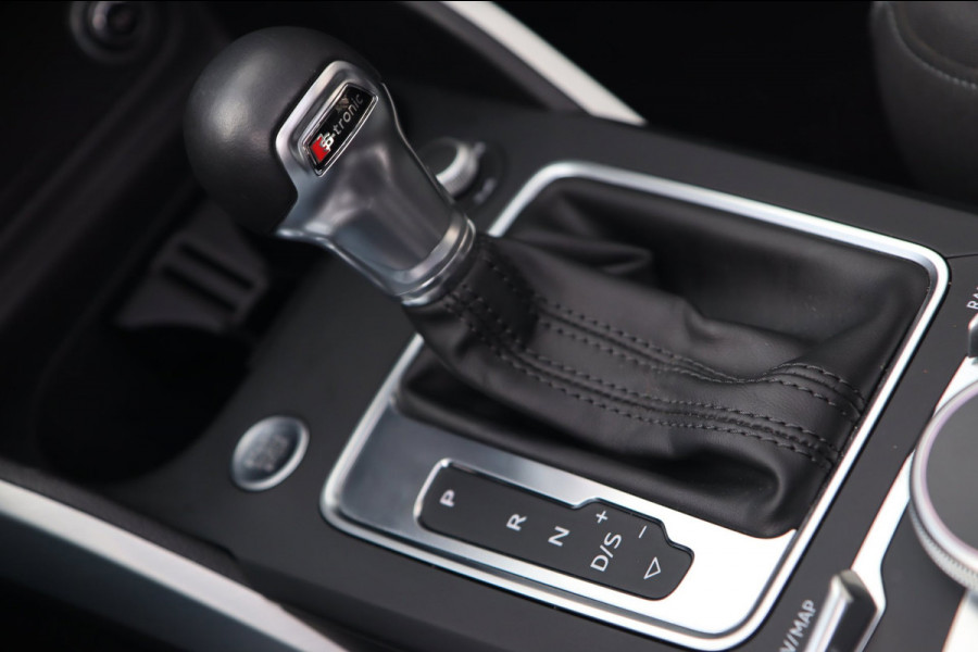 Audi Q2 1.4 TFSI ACT / PANODAK / VIRTUAL / ACC / KEYLESS / CARPLAY / STOELVERW