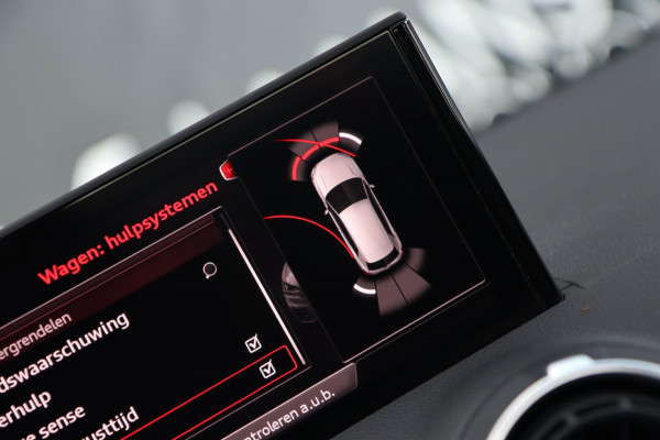 Audi Q2 1.4 TFSI ACT / PANODAK / VIRTUAL / ACC / KEYLESS / CARPLAY / STOELVERW